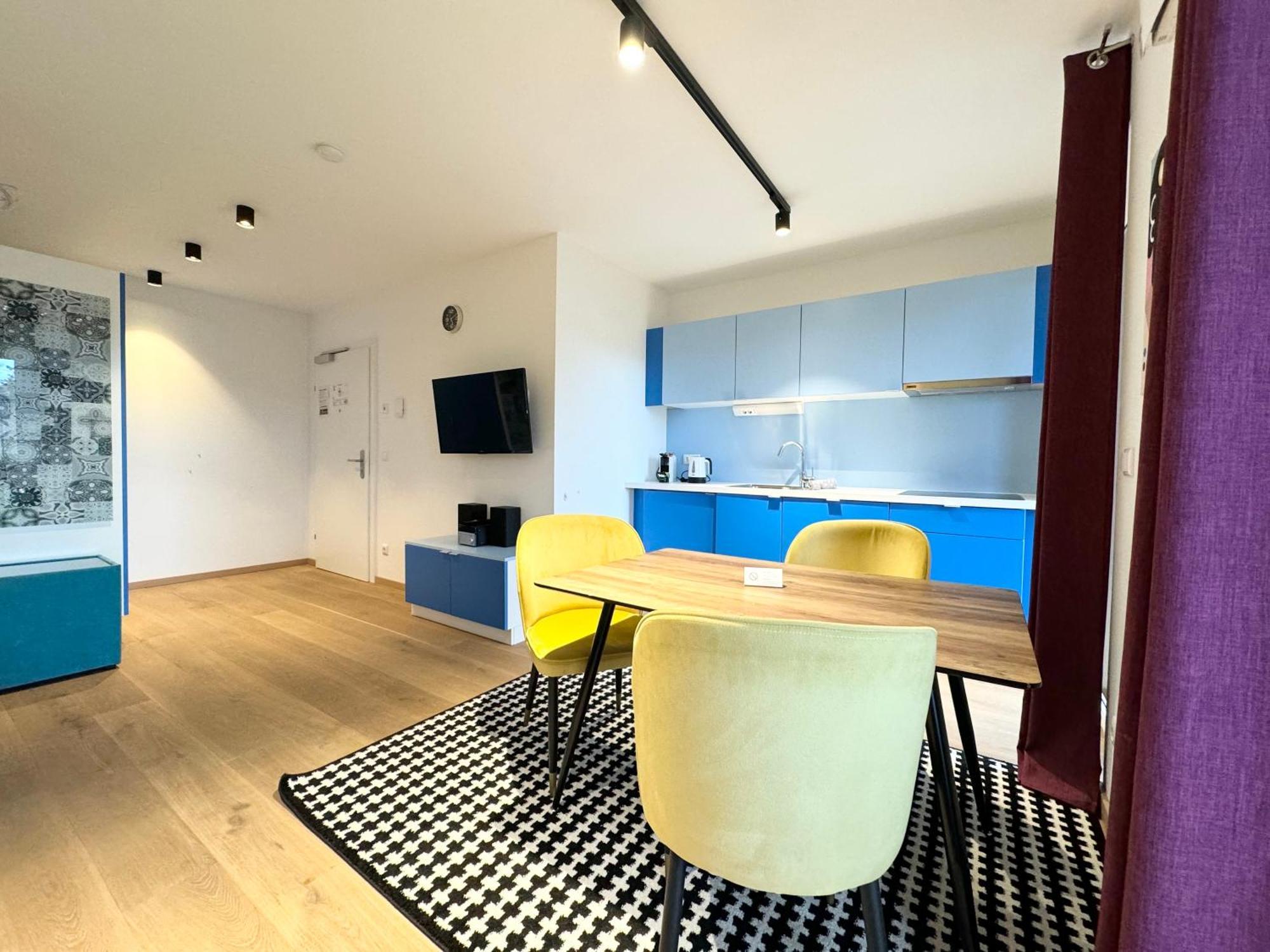 Wohnung Mit Terrasse + Parkplatz Vídeň Exteriér fotografie